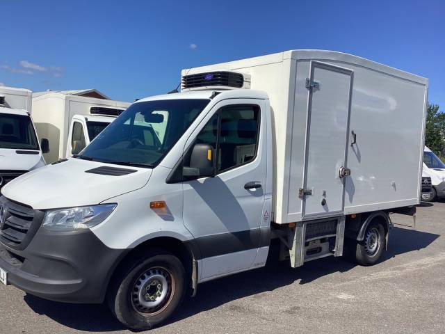 2019 Mercedes-Benz Sprinter 2.1 SIDE DOOR🚚 DOUBLE REAR DOORS AVAILABLE